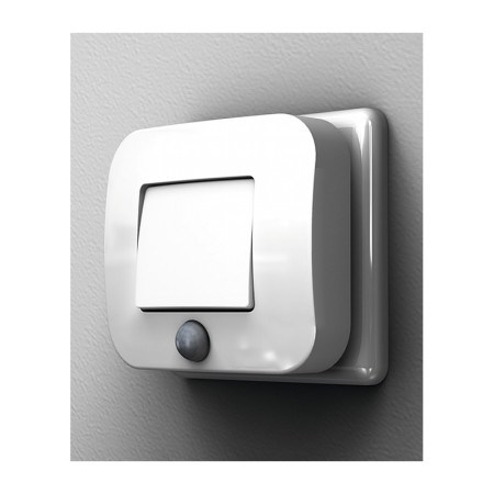 Svietidlo nočné LED OSRAM LUNETTA HALL WH do zásuvky s pohybovým senzorom