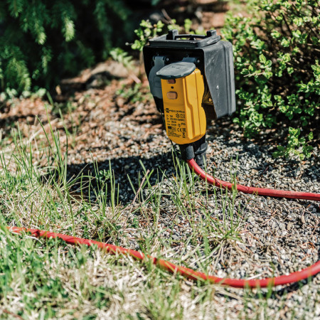 Chránič prúdový vidlica 230V BRENNENSTUHL BDI-S 2 30 250V 16A 3500W IP55 30mA