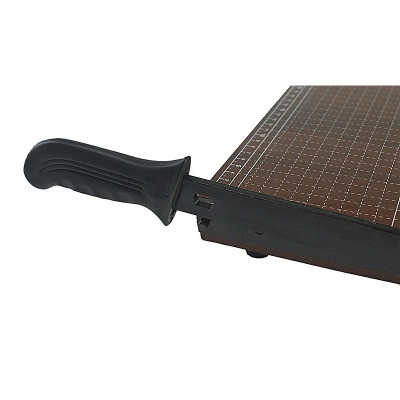 Orezávač papiera PAPER CUTTER AG64