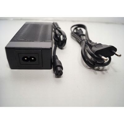 Nabíjačka na kolobežku 42V 1,5A GX12 3-PIN FOREVER HLT-180-4201500