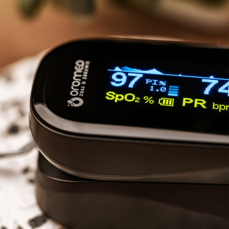 Pulzometer na prst OXYMETER OROMED ORO-OXIMETER BLACK