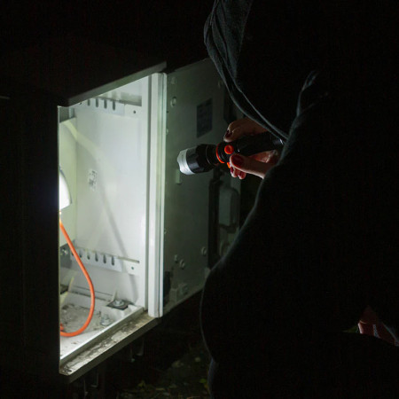 Svietidlo ručné LED ACCU 3,2W 300lm LEDVANCE FLASHLIGHT TACTICAL RECHARGE